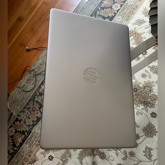 HP 15.6" HD Touchscreen
Laptop Intel - Picture 4 of 16